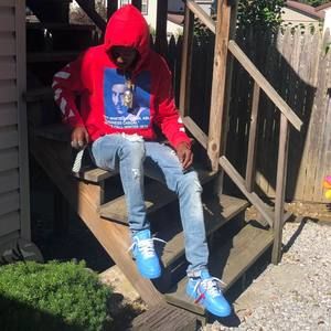 Meet your Posher, Derrick